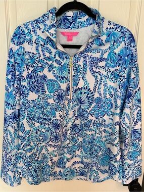 Lilly Pulitzer UPF 50+ Skipper Popover Shell Me You Love Me in Turquoise Oasis M